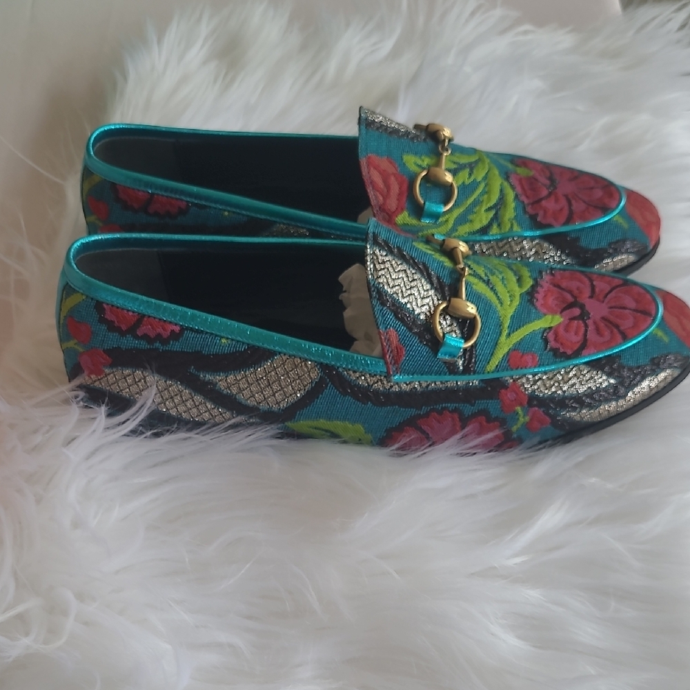 Gucci Tapastry Brocade Nappa Silk Blue and Pink Floral Horsebit Loafers Size 37 - Picture 2 of 6